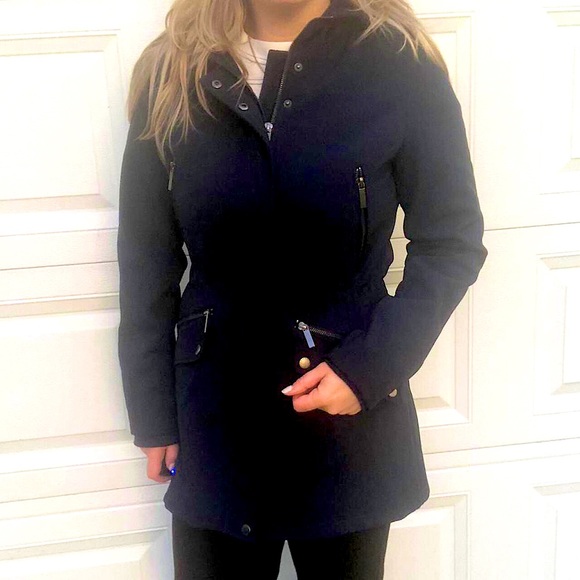 Navy rain jacket w/ fleece lining. Sz S. - Picture 4 of 4